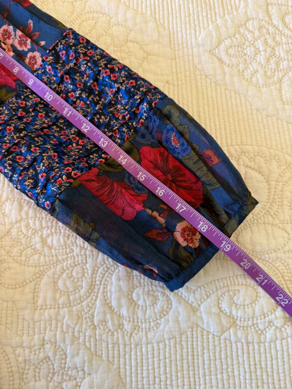 Daniel Rainn floral sheer peasant blouse. Size M - Picture 6 of 7